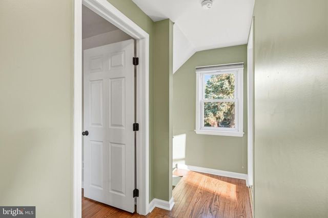 732 CRICKET LN, Aldan, PA 19018