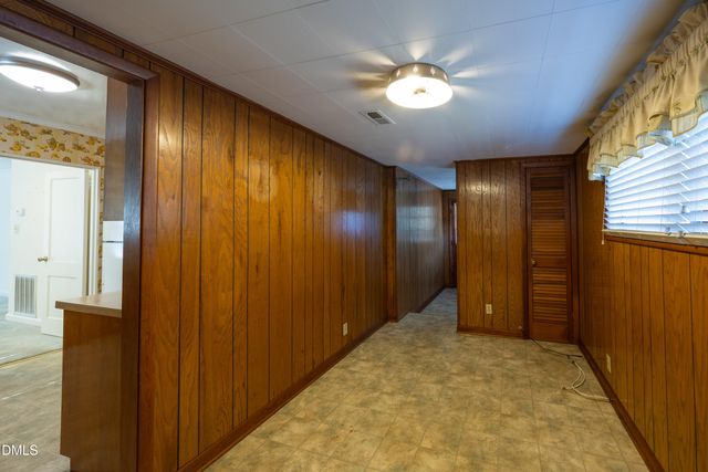 462 Mcrae Drive, Fayetteville, NC 28305