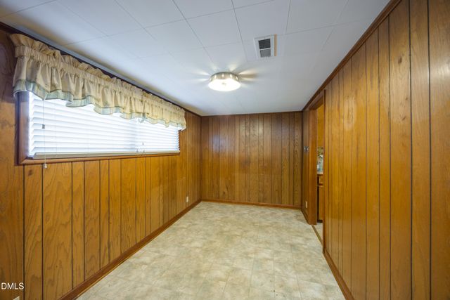 462 Mcrae Drive, Fayetteville, NC 28305