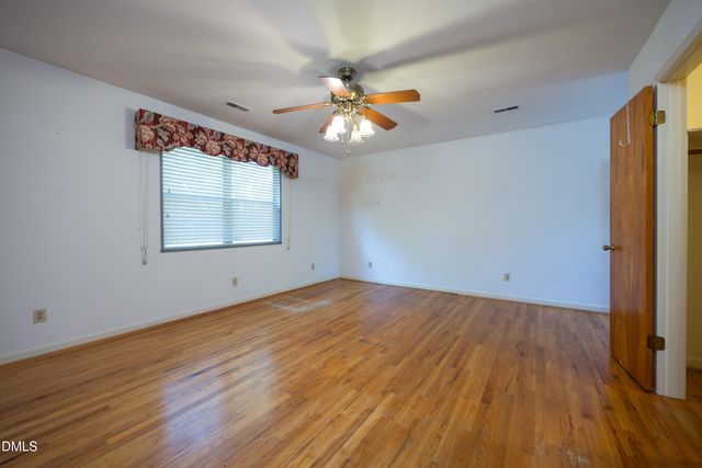462 Mcrae Drive, Fayetteville, NC 28305