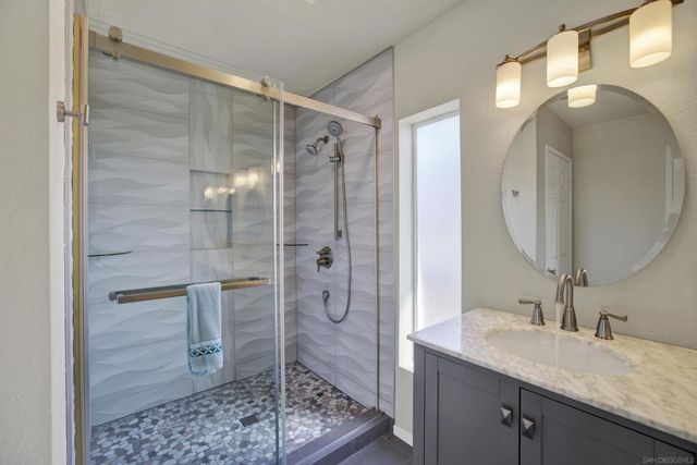 15814 Camino Crisalida, San Diego, CA 92127
