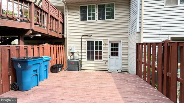 8541 KOLUDER, Lorton, VA 22079
