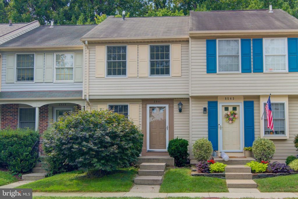 8541 KOLUDER, Lorton, VA 22079