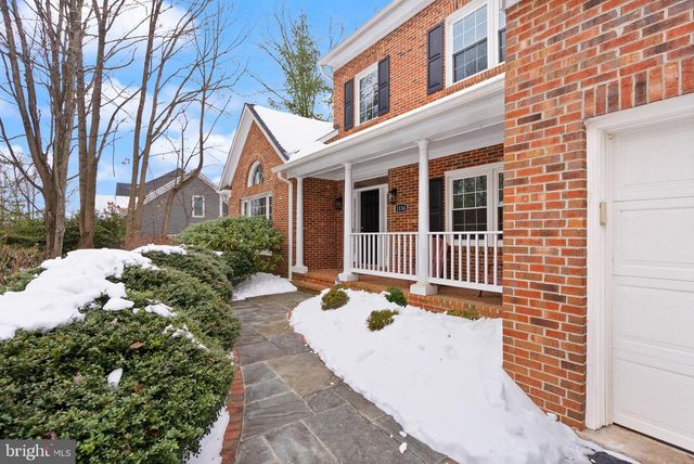 1134 ROUND PEBBLE LN, Reston, VA 20194