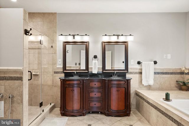 1134 ROUND PEBBLE LN, Reston, VA 20194