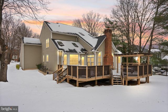 1134 ROUND PEBBLE LN, Reston, VA 20194