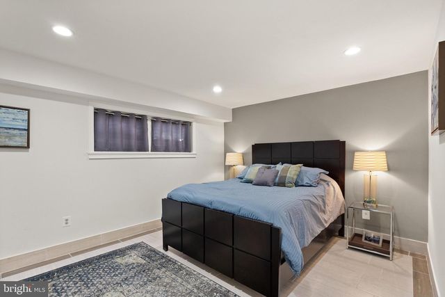 1134 ROUND PEBBLE LN, Reston, VA 20194