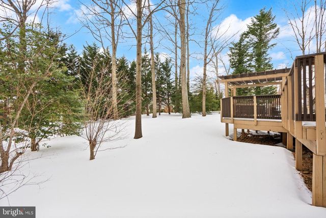 1134 ROUND PEBBLE LN, Reston, VA 20194