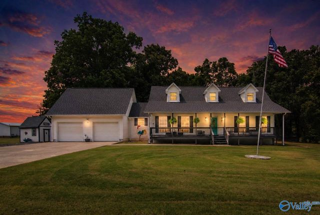 1343 Neel School Road, Danville, AL 35619
