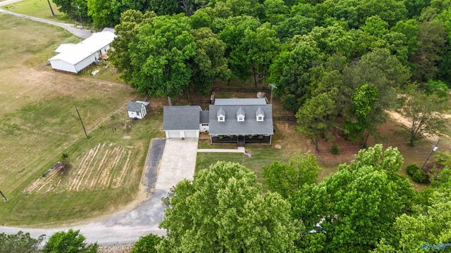 1343 Neel School Road, Danville, AL 35619