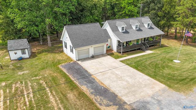 1343 Neel School Road, Danville, AL 35619