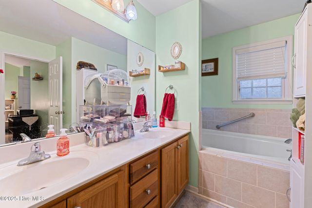 35 S Dandelion Green Court, Selma, NC 27576