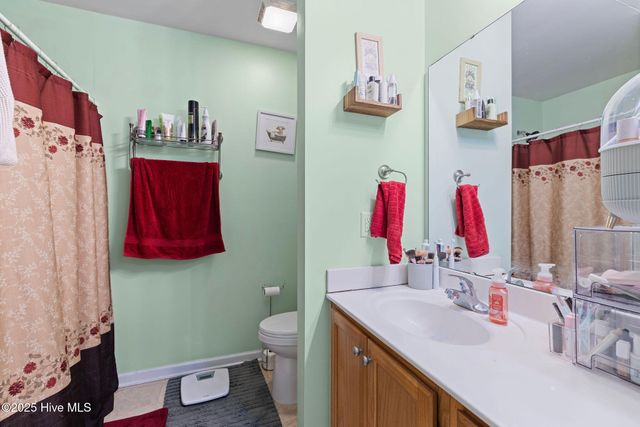 35 S Dandelion Green Court, Selma, NC 27576