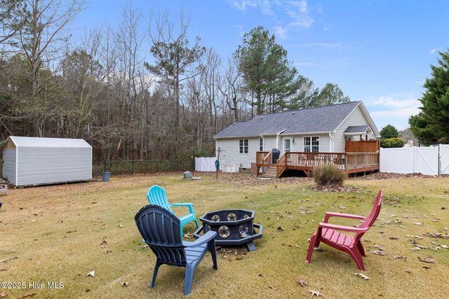35 S Dandelion Green Court, Selma, NC 27576