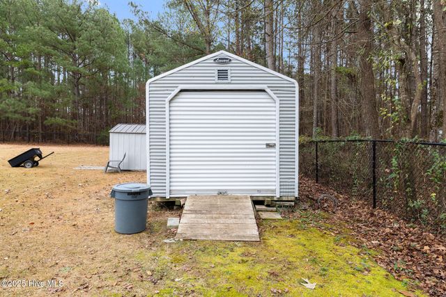 35 S Dandelion Green Court, Selma, NC 27576