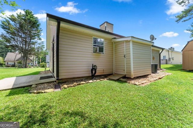 2560 Fairlane Drive, Cumming, GA 30041