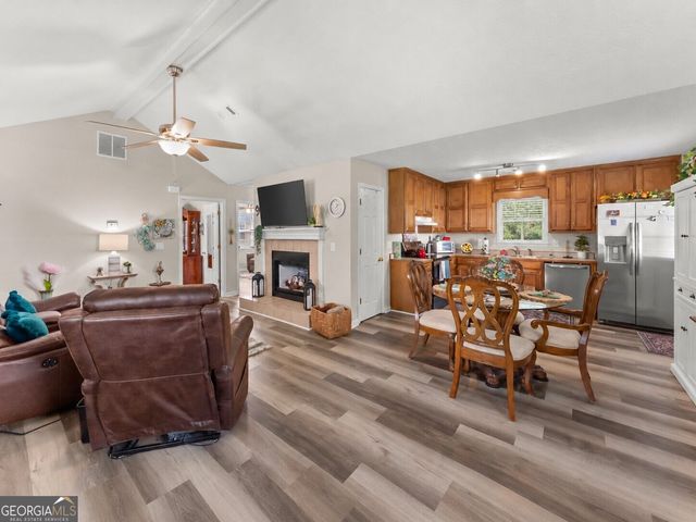 2560 Fairlane Drive, Cumming, GA 30041