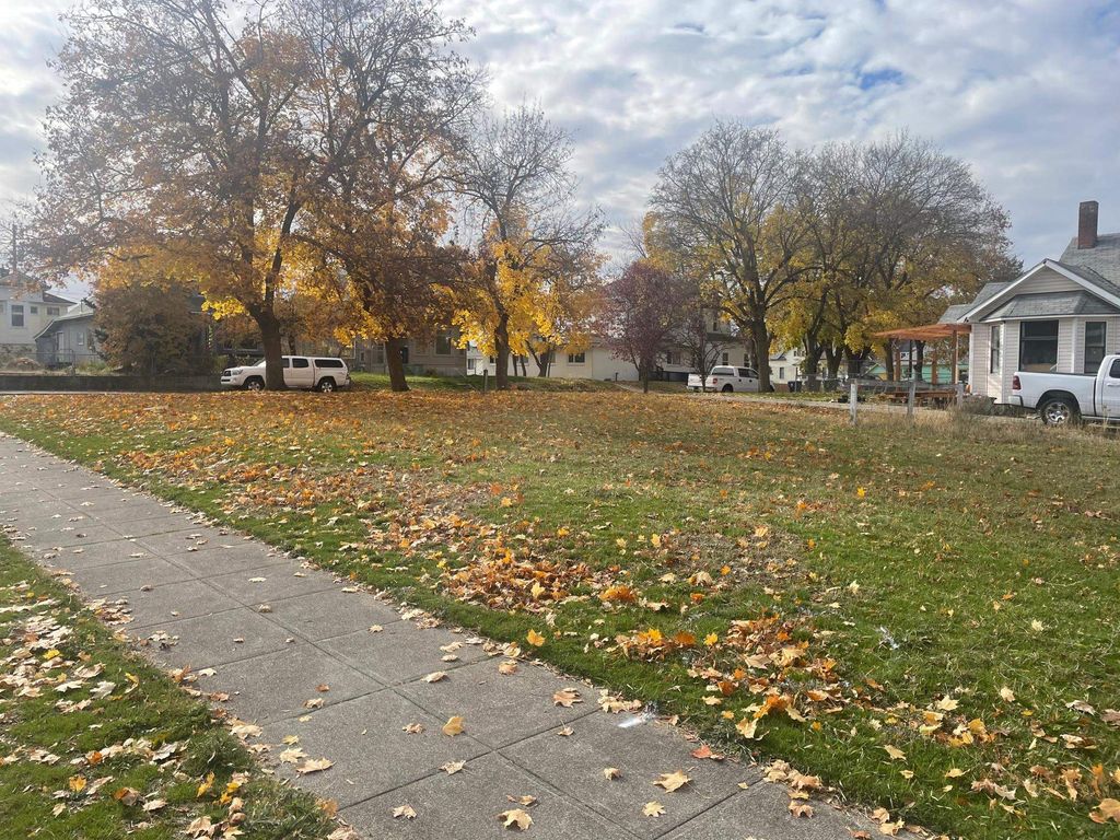 13XX W Spofford Ave, Spokane, WA 99205 photo 4