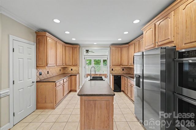 2545 Rea Road, Charlotte, NC 28226