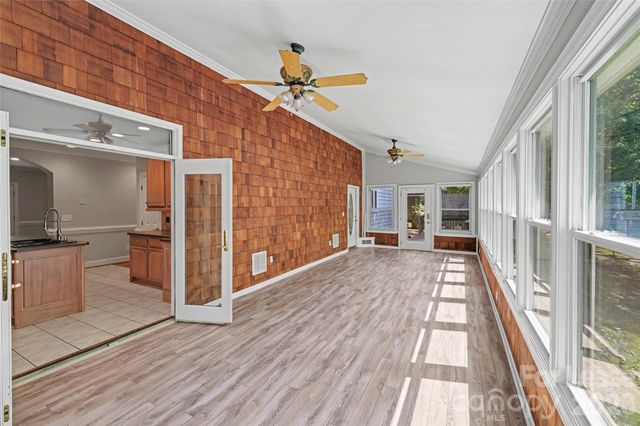 2545 Rea Road, Charlotte, NC 28226