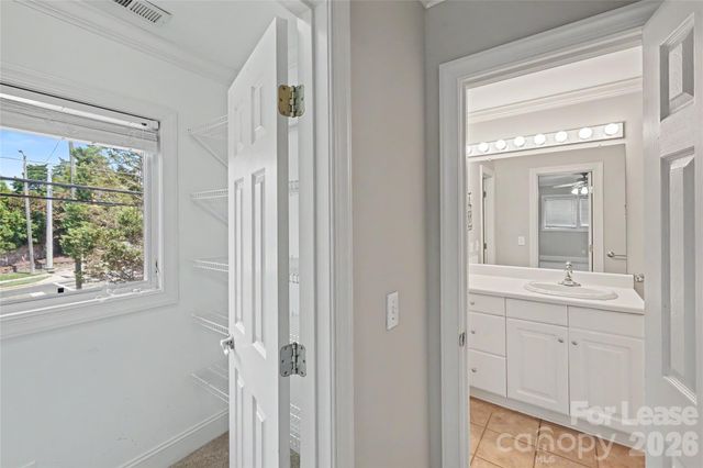 2545 Rea Road, Charlotte, NC 28226