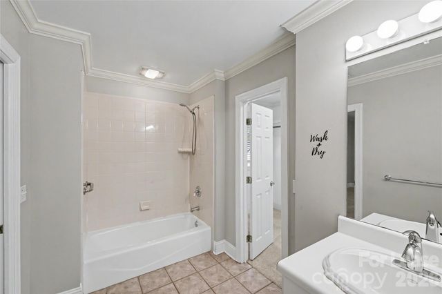 2545 Rea Road, Charlotte, NC 28226