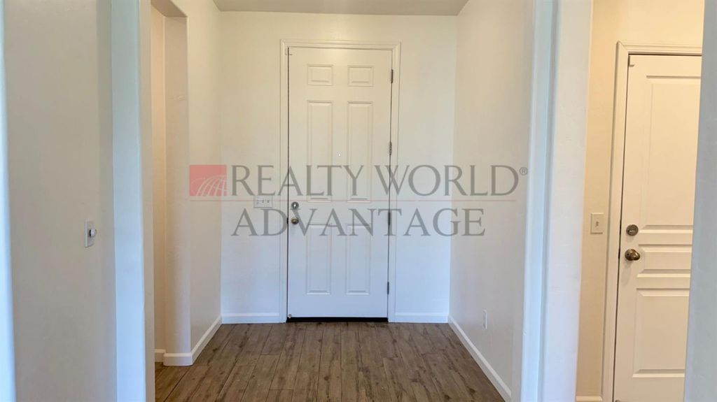 Image 2 of property listing at 2269 Cortner Street, Hanford, CA 93230