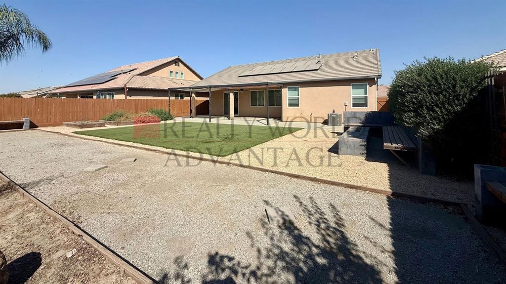 Image 28 of property listing at 2269 Cortner Street, Hanford, CA 93230