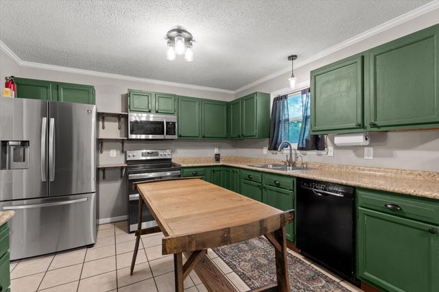 934 Spurling Drive, Hixson, TN 37343