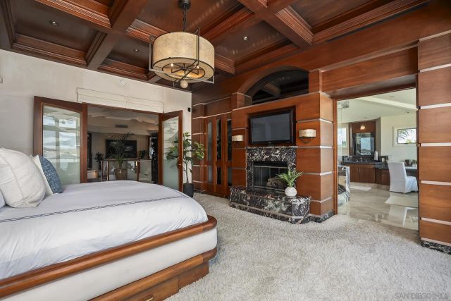 2741 Bayside Walk, San Diego, CA 92109