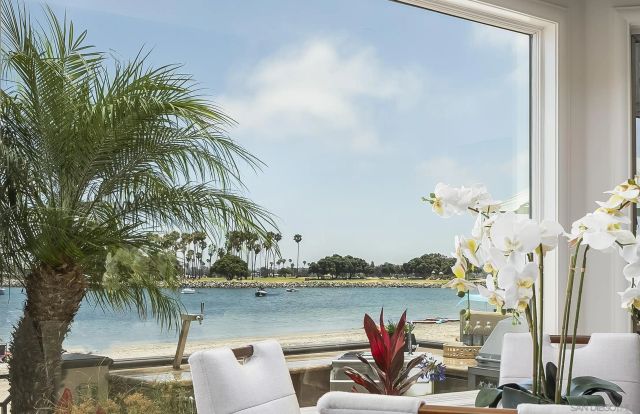 2741 Bayside Walk, San Diego, CA 92109