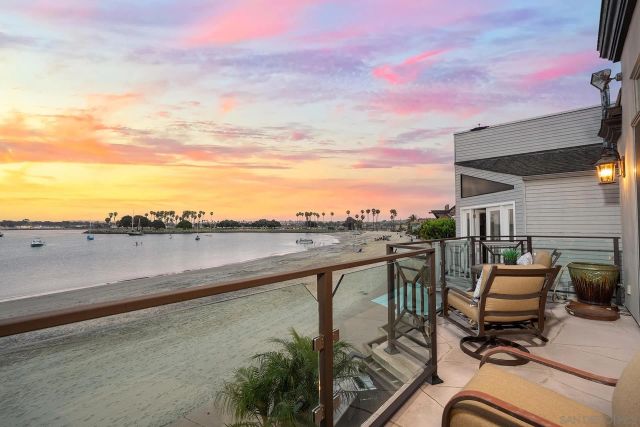 2741 Bayside Walk, San Diego, CA 92109