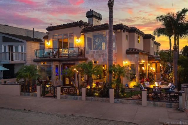2741 Bayside Walk, San Diego, CA 92109