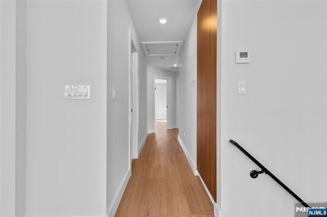 7 Sterling Place 2, Edgewater, NJ 07020