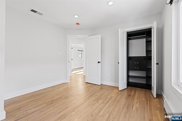 7 Sterling Place 2, Edgewater, NJ 07020