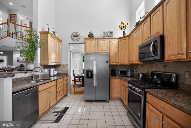 9 SIMPKINS LN, Pemberton, NJ 08068