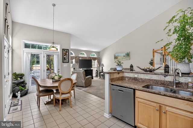 9 SIMPKINS LN, Pemberton, NJ 08068
