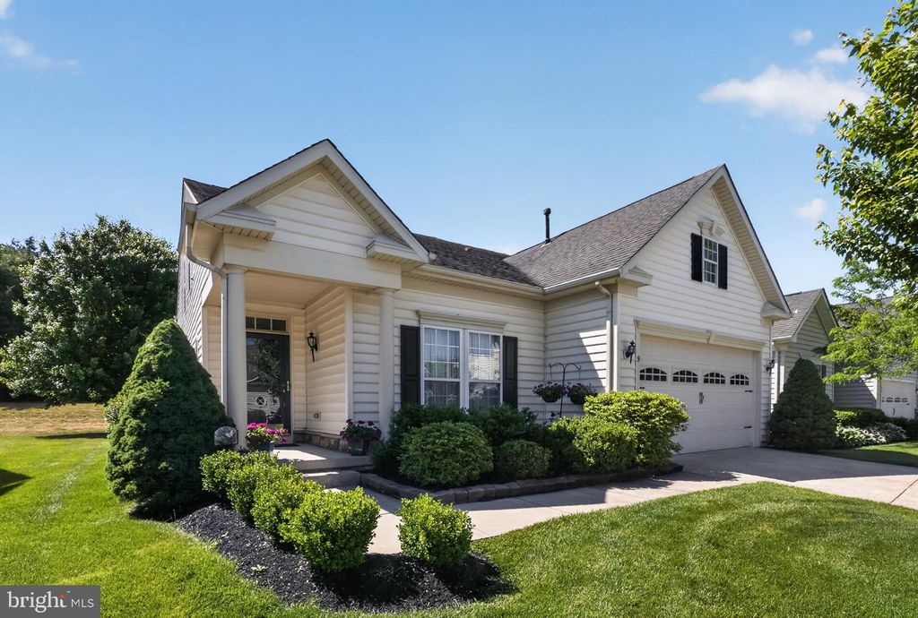 9 SIMPKINS LN, Pemberton, NJ 08068
