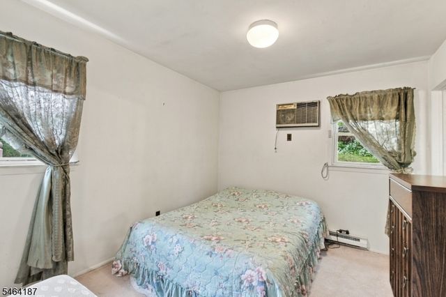 22 Summerall Rd, Franklin Twp., NJ 08873