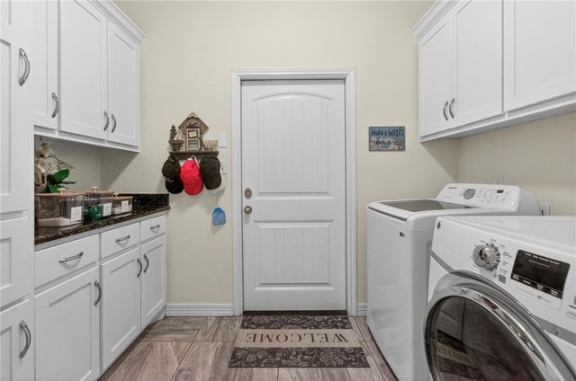 15853 GRENADINE Dr, Corpus Christi, TX 78418