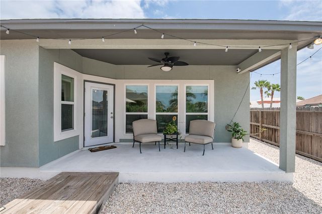 15853 GRENADINE Dr, Corpus Christi, TX 78418