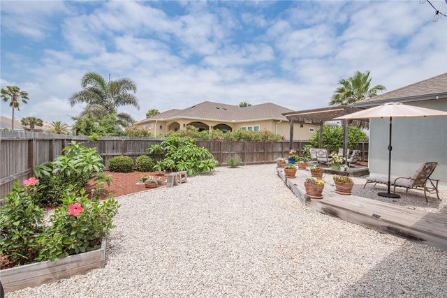 15853 GRENADINE Dr, Corpus Christi, TX 78418