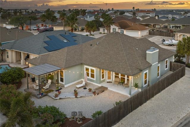 15853 GRENADINE Dr, Corpus Christi, TX 78418