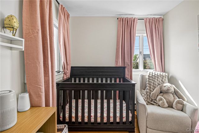 308 Washington Dr, New Hartford, NY 13413