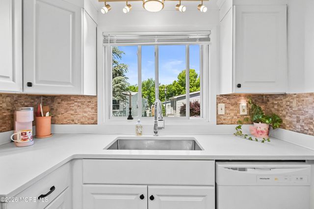 615 Lane G, Hazlet, NJ 07730