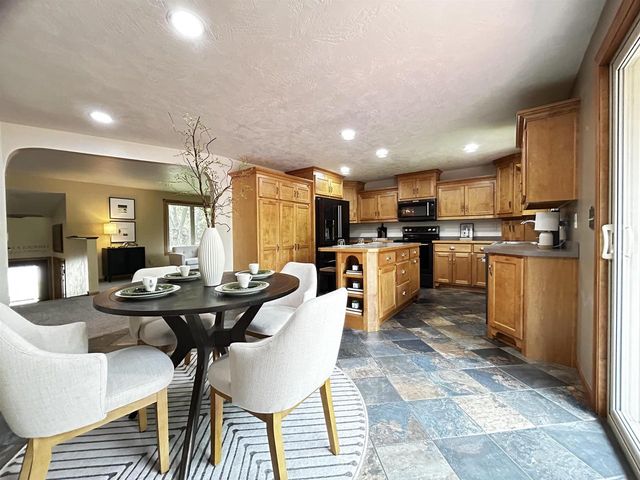 2762 KLEE STREET, Green Bay, WI 54313