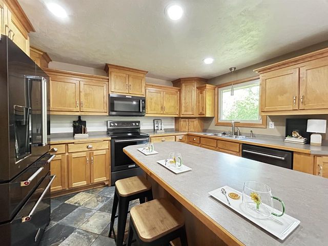 2762 KLEE STREET, Green Bay, WI 54313