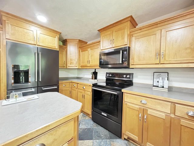 2762 KLEE STREET, Green Bay, WI 54313