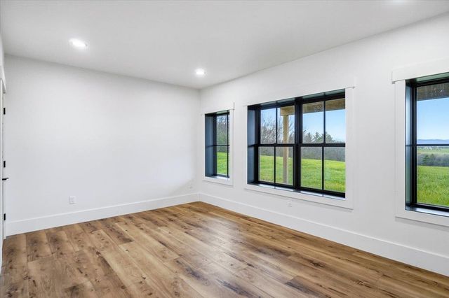 225 Viscido Drive, Ferrisburgh, VT 05491