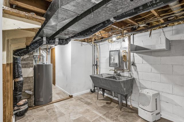 2583 County Road F E, White Bear Twp, MN 55110